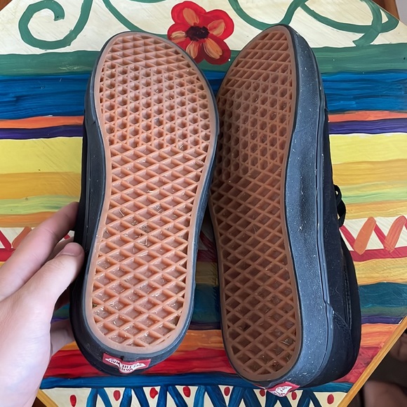 Size 10 vans old skool - Picture 6 of 6